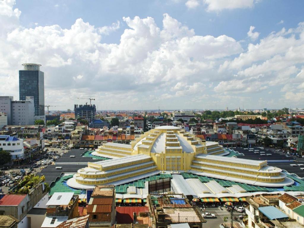 Jun Yue Hotel Phnom Penh Esterno foto