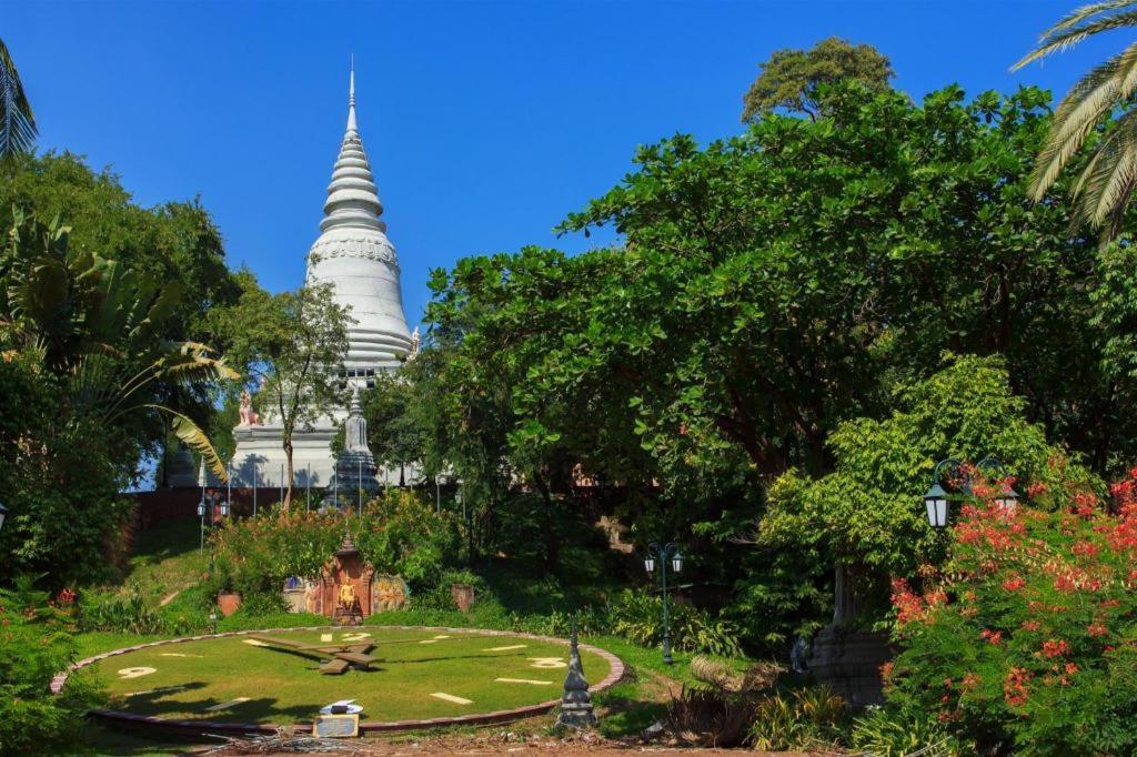 Jun Yue Hotel Phnom Penh Esterno foto