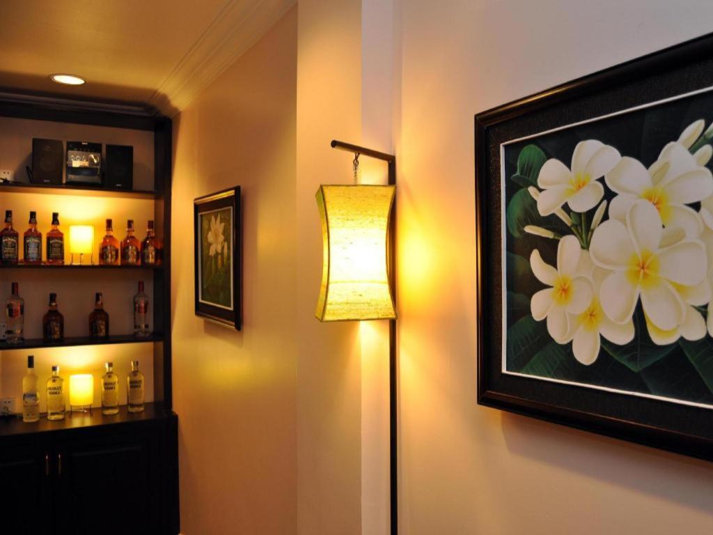 Jun Yue Hotel Phnom Penh Esterno foto