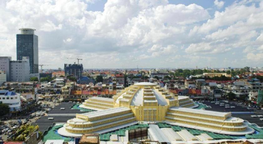 Jun Yue Hotel Phnom Penh Esterno foto