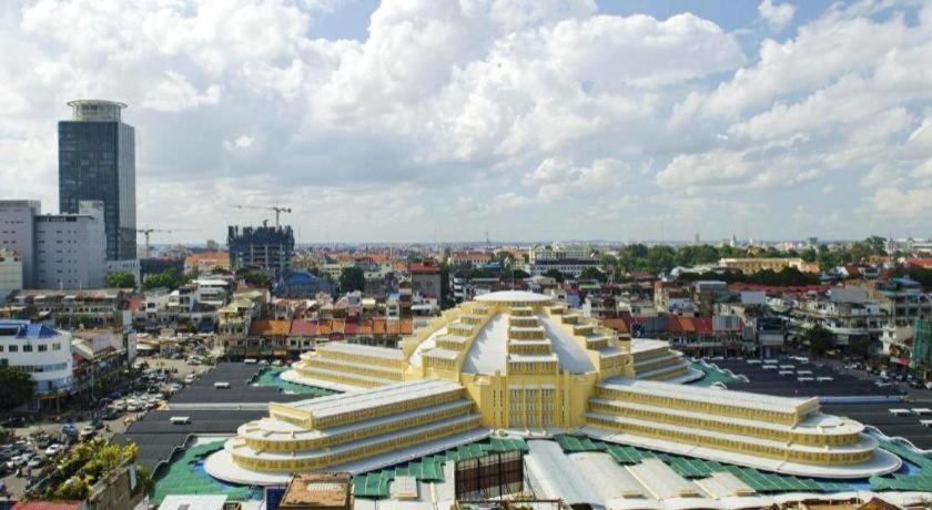 Jun Yue Hotel Phnom Penh Esterno foto