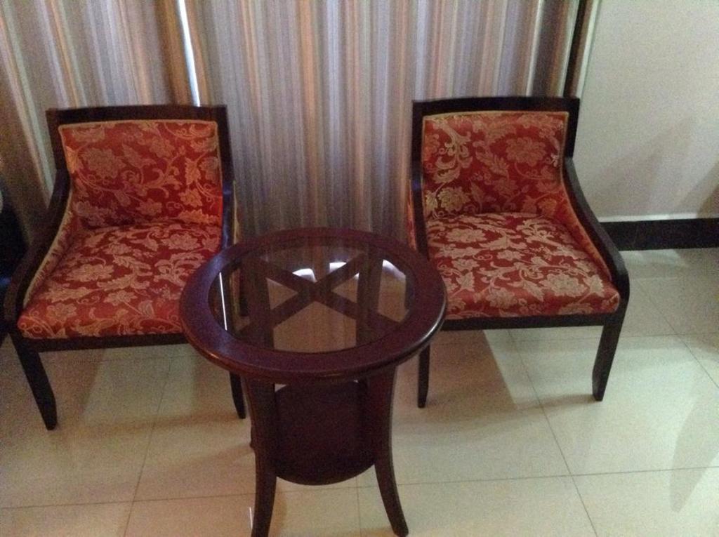 Jun Yue Hotel Phnom Penh Esterno foto