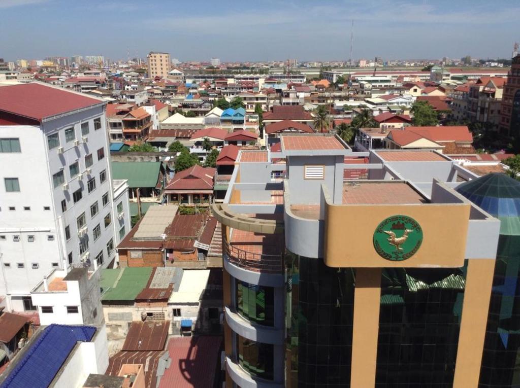 Jun Yue Hotel Phnom Penh Esterno foto
